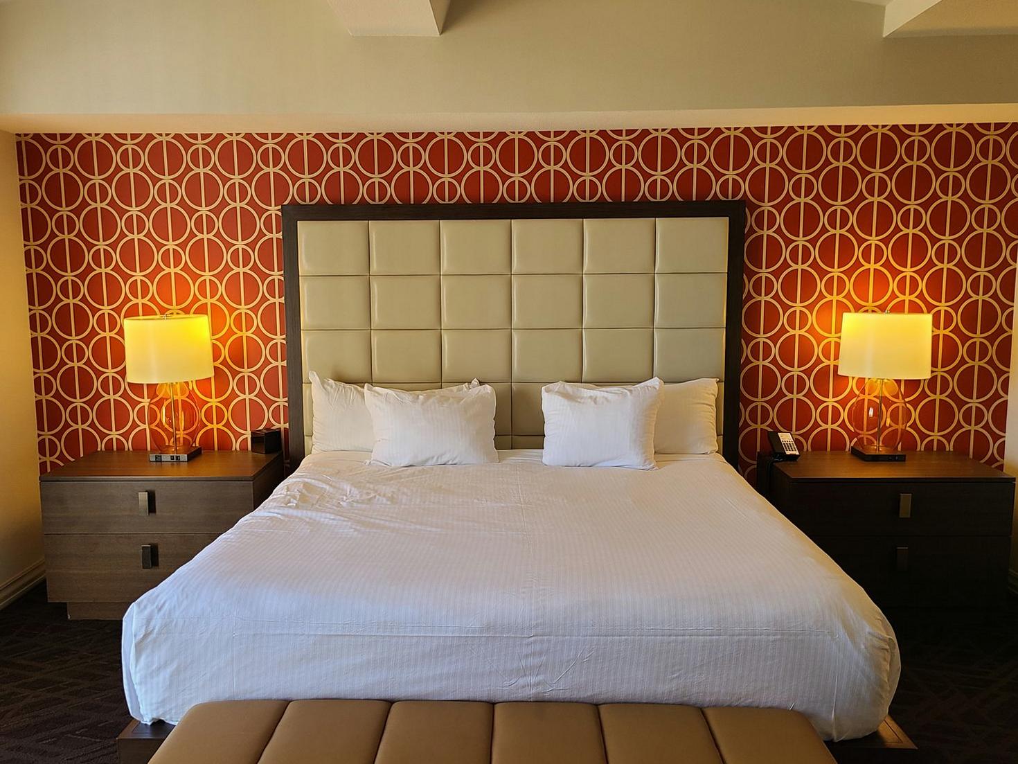 Modern Las Vegas Suite
