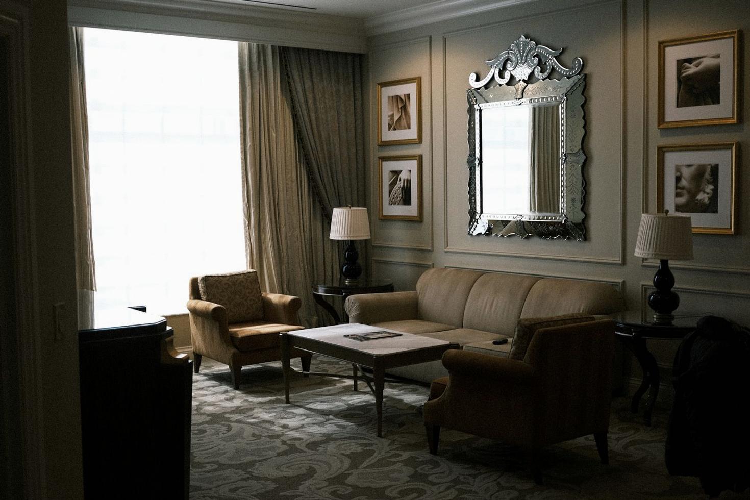 Vintage Living Room Vegas